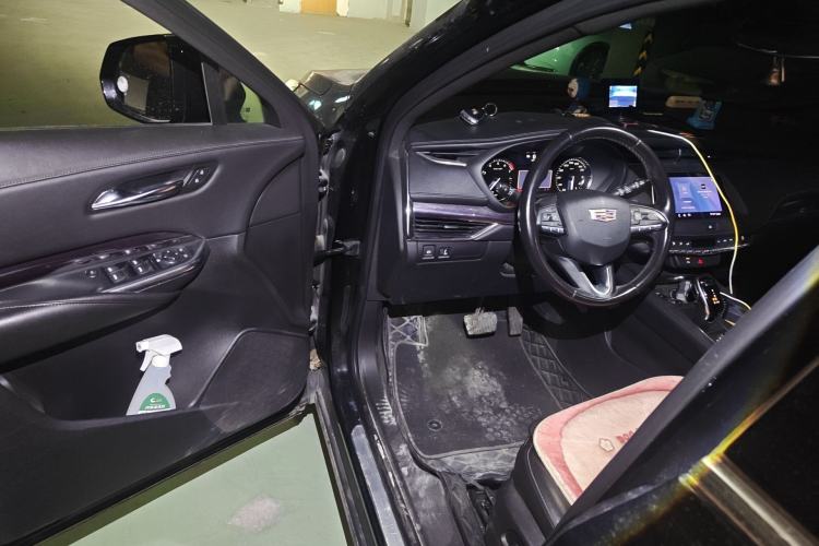 Used Cadillac XT4 2020 Revised Version 28T Two-Wheel Drive Tech Edition