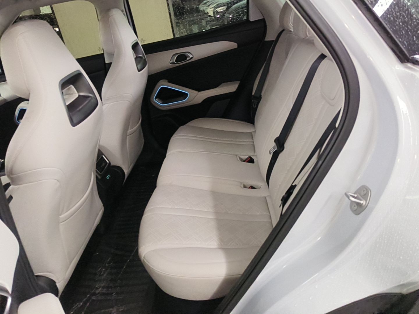 BYD Yuan UP 2025 Intelligent Driving Version 401 km Beyond-Range Edition — снимка 20