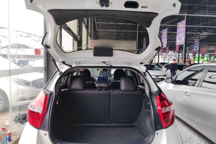 Used Toyota YARiS L Zhi Xuan 2016 Revised 1.5E CVT Charming Edition
