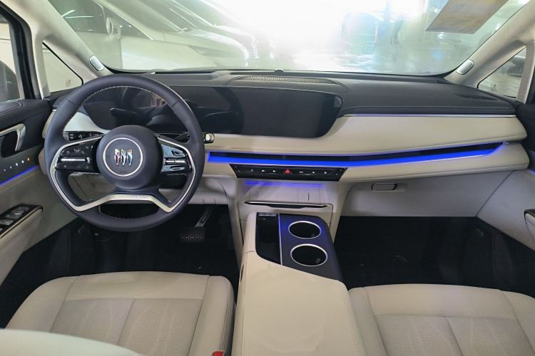 Used Buick GL8 2026 Model Lu Zun Luxury Edition