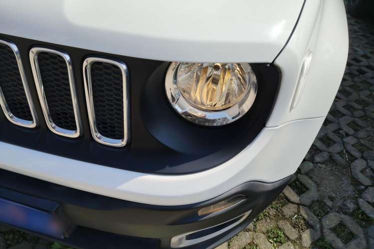 Used Jeep Renegade 2017 180T Automatic High-Energy Version