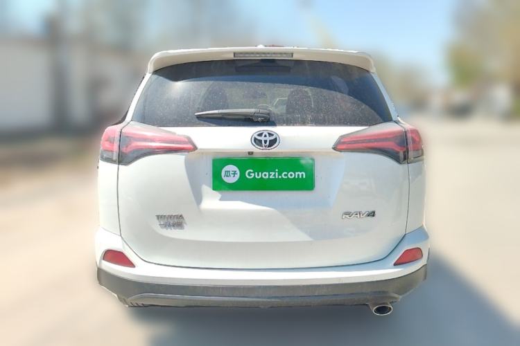 Used Toyota RAV4 2016 2.0L CVT Two-Wheel Drive Comfort Edition China V Standard Rear