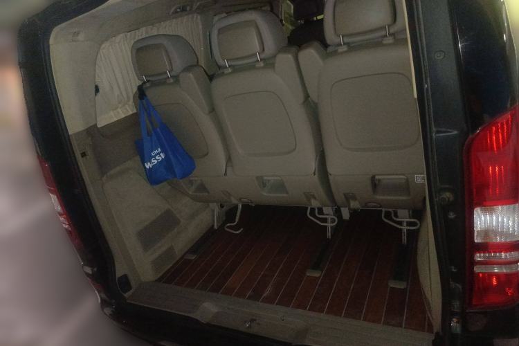 Used Mercedes-Benz Viano 2013 3.0L Hospitality Edition
