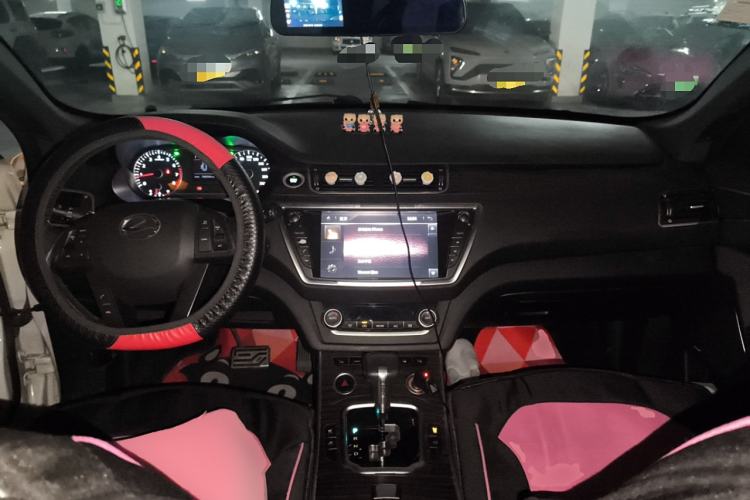 Used Land X7 2015 2.0T Panoramic Flagship Edition Center Console