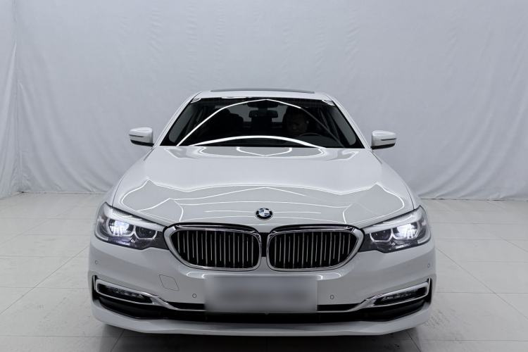 Used BMW 5 Series 2018 525Li Luxury Package
