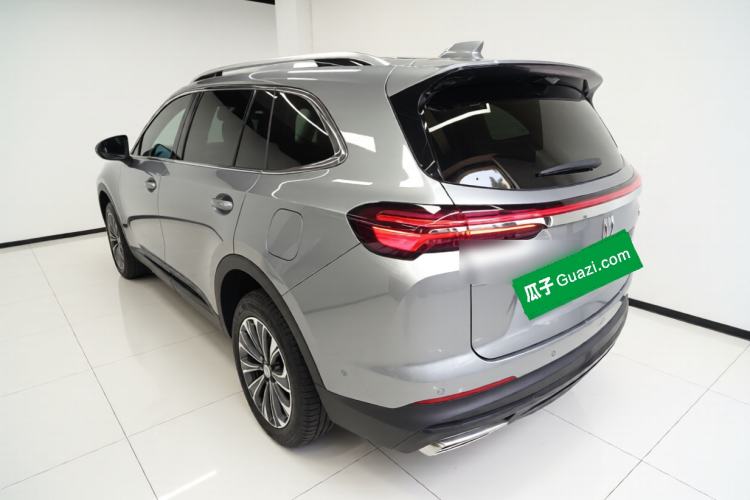 Used Buick Envision 2025 Encore Plus 28T Two-Wheel-Drive Platinum Edition Rear Left 45 Deg