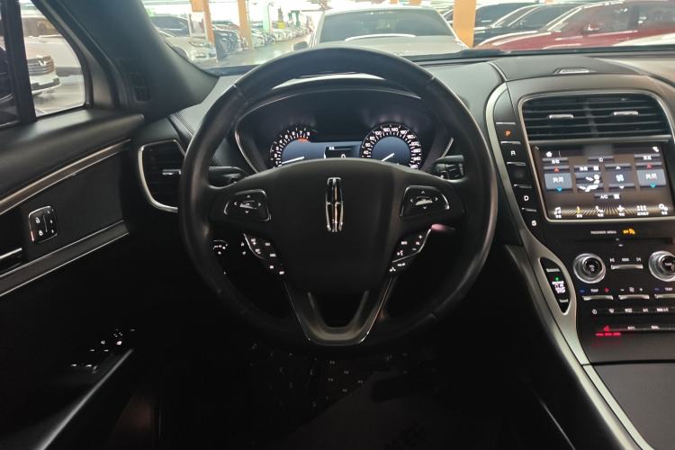 Used Lincoln MKX 2018 2.0T Two-Wheel Drive Deluxe Edition