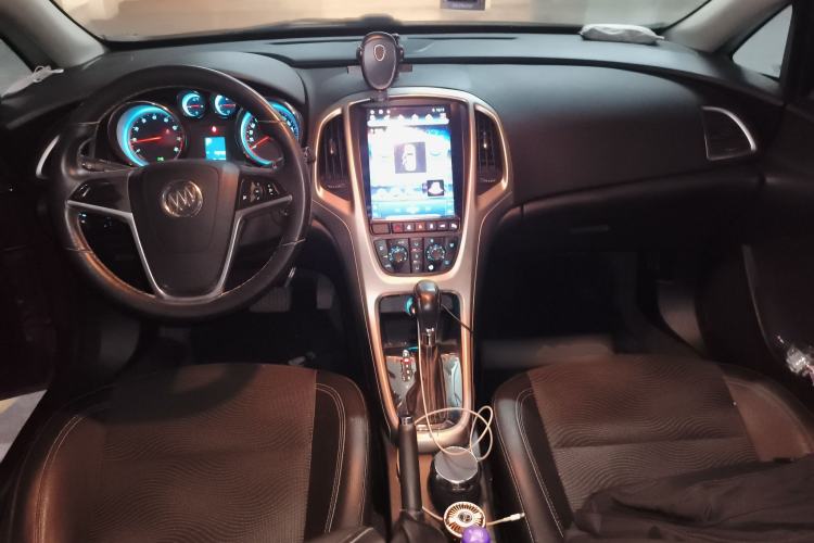 Used Buick GT 2010 XT 1.6L Automatic Fashion Edition
