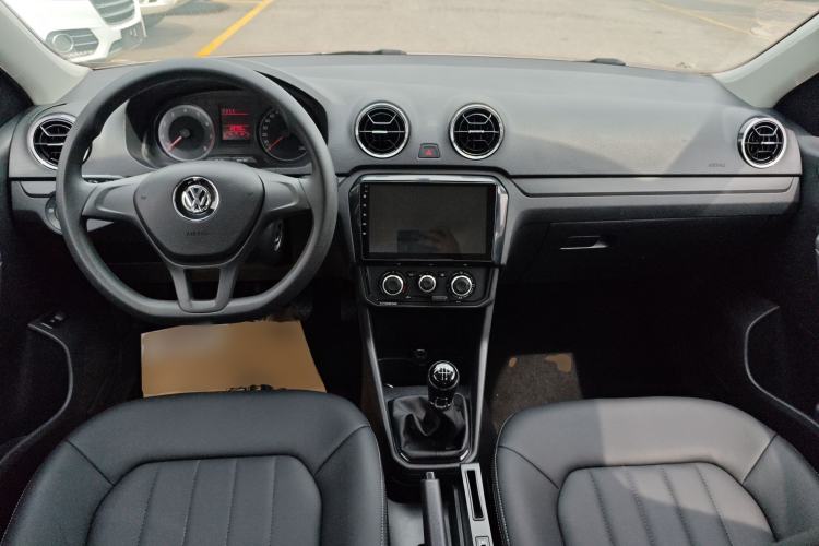 Used Volkswagen Jetta 2019 Dream Edition 1.5L Manual Fashion Version
