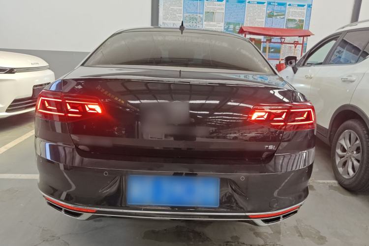 Used Volkswagen Magotan 2023 2 Million Units Commemorative Edition 330TSI DSG Luxury Version Rear