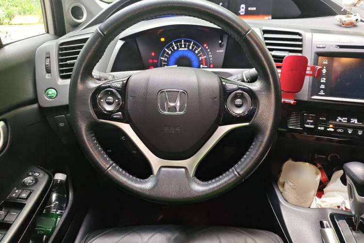 Used Honda Civic 2014 1.8L automatic luxury edition