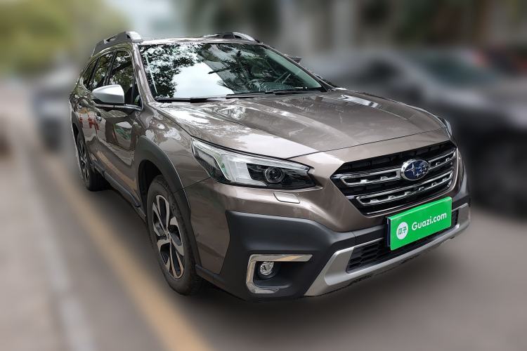 Used Subaru Outback 2021 2.5i Flagship Edition EyeSight Front Right 45 Deg
