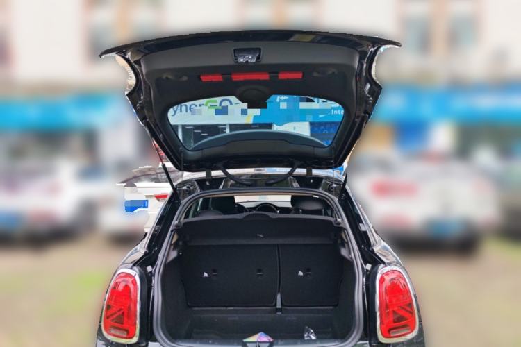 Used MINI 2023 Updated 1.5T COOPER Artist Five-Door Edition Trunk