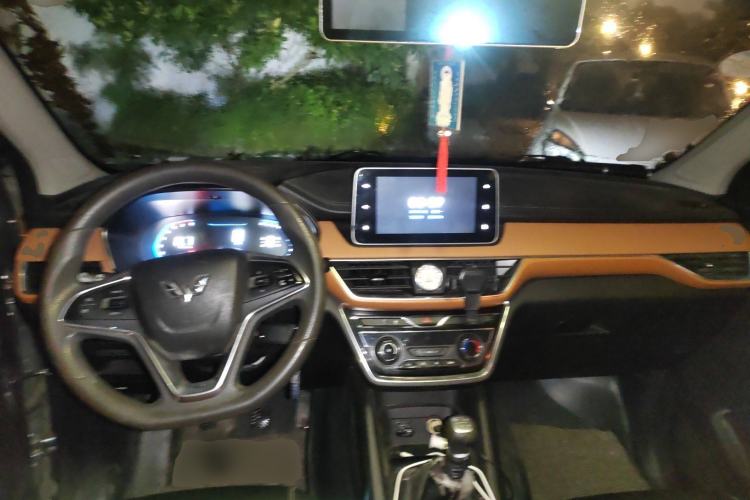 Used Wuling Hongguang S3 2018 1.5L Manual Luxury Model China V Standard
