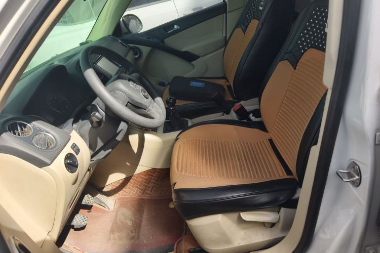 Used Volkswagen Tiguan 2010 1.8 TSI Manual Two-Wheel Drive Urban Edition
