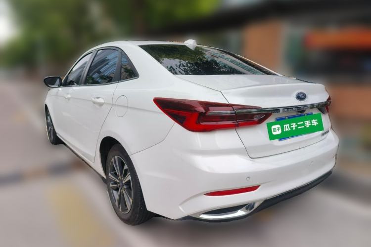 Used Ford Escort 2021 1.5L Automatic Diamond Edition
