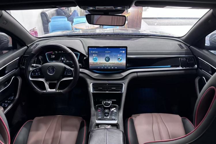 Used BYD Song PLUS 2020 1.5T Automatic Flagship Edition Center Console