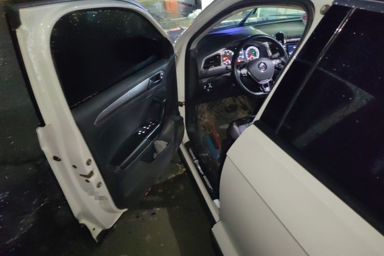 Used Volkswagen T-ROC 2019 230TSI DSG Two-Wheel-Drive Advanced Version China VI Standard