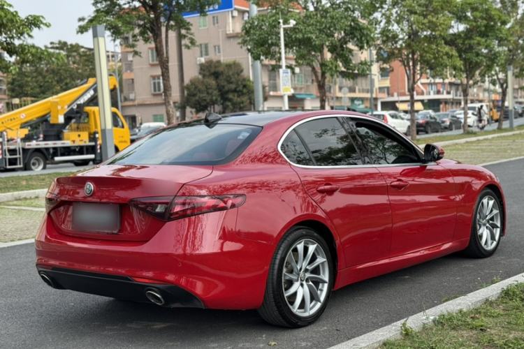 Used Alfa Romeo Giulia 2017 2.0T 280HP Luxury Edition