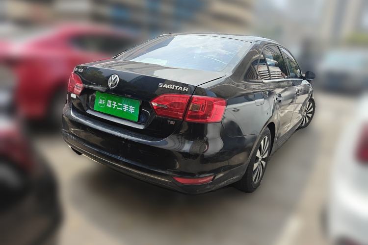 Used Volkswagen Sagitar 2012 1.8TSI Automatic Flagship Edition
