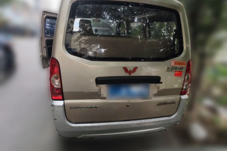 Used Wuling Rongguang 2011 1.2L Base Version