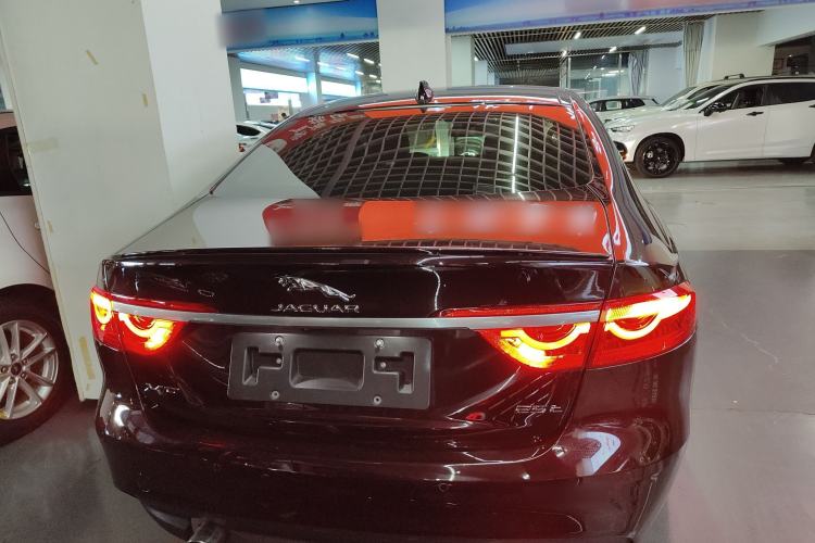 Used Jaguar XF 2016 XF 2.0T Two-Wheel-Drive R-Sport Sport Edition