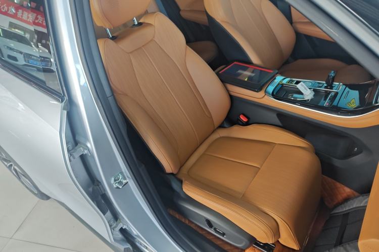 Used Geely Auto FX11 2025 4th Generation 1.5TD DCT Jinxiu