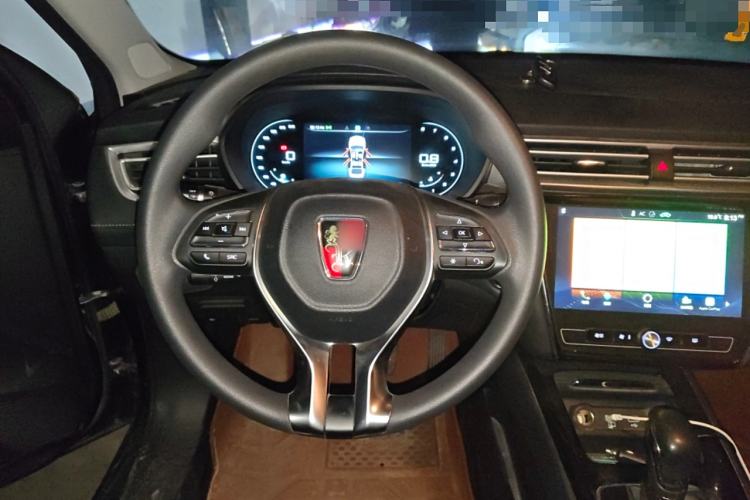 Used Roewe i5 2020 1.5L Automatic 4G Connect Luxury Flagship Edition
