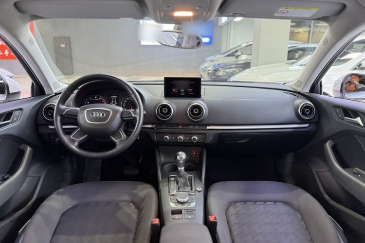 Used Audi A3 2014 Sportback 35 TFSI Automatic Ambition Edition Interior 5