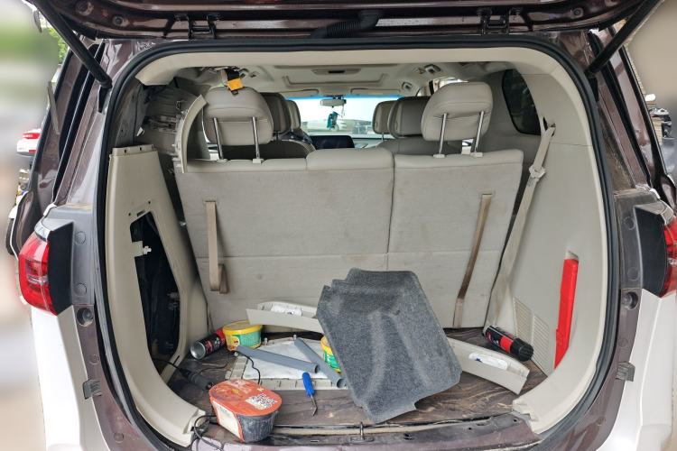 Used Buick GL8 2021 ES Landtrek 653T Comfort Edition Trunk