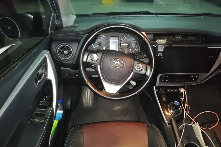 Used Toyota Corolla 2018 Dual-Engine 1.8L E-CVT Smart Edition Steering Wheel