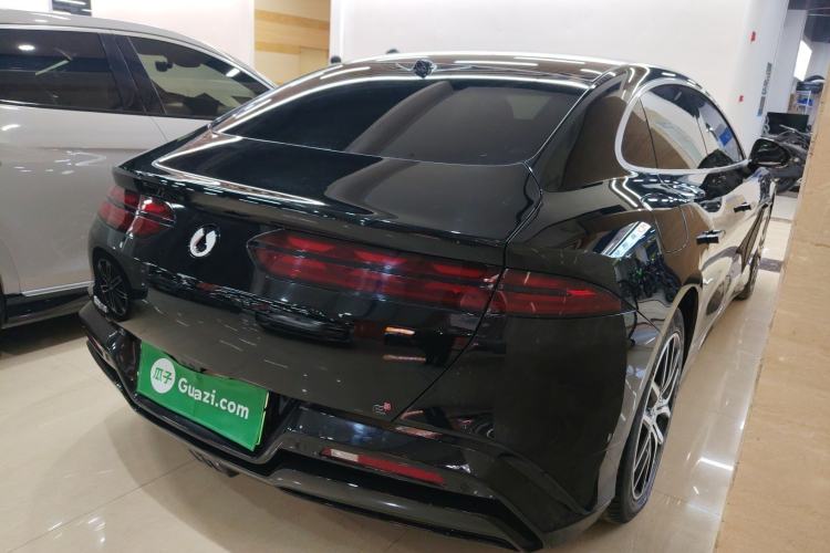 Used Denza Z9 2024 630 km All-Wheel Drive Max Version