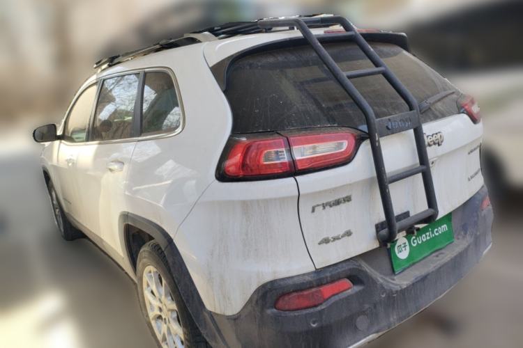 Used Jeep Cherokee 2017 2.4L Leading Smart Edition
