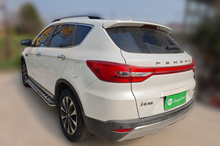 Used Dongfeng Fengdu MX5 2016 2.0L Automatic Flagship Edition
