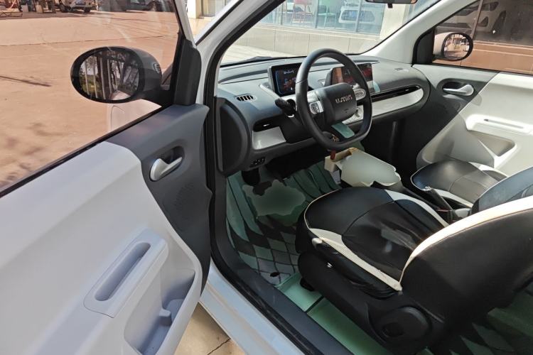 Used CHANGAN NEVO Lumin 2022 155 km – Refreshingly Sweet Edition Driver Seat