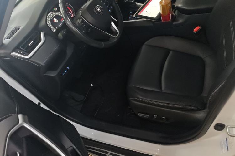 Used Toyota RAV4 2021 2.0L CVT 4x4 Style PLUS Edition