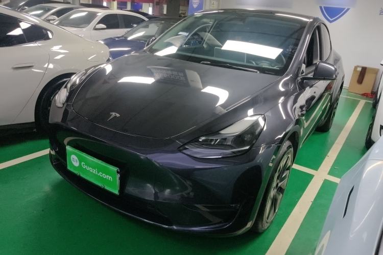 Used Tesla Model Y 2024 Long-Range All-Wheel-Drive Version