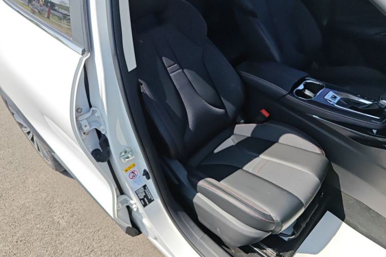 Used CHANGAN OSHAN X5 2021 1.5T DCT Prestige Edition Right Front Seat