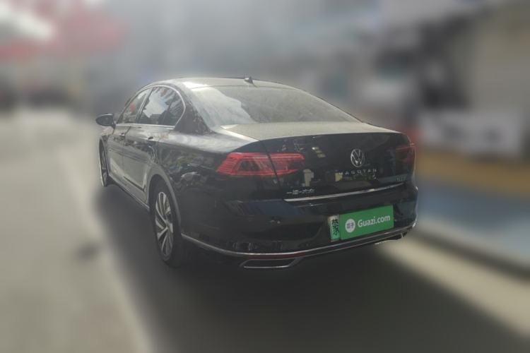 Used Volkswagen Magotan GTE Plug-in Hybrid 2022 GTE Luxury Model Rear Left 45 Deg