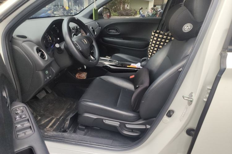 Used Honda XR-V 2021 220TURBO CVT Comfort Version Left Front Seat