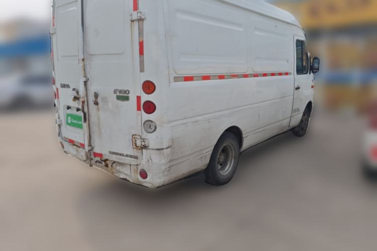 Used Wuling EV80 2022 Closed-Box Cargo Van Rear Right 45 Deg