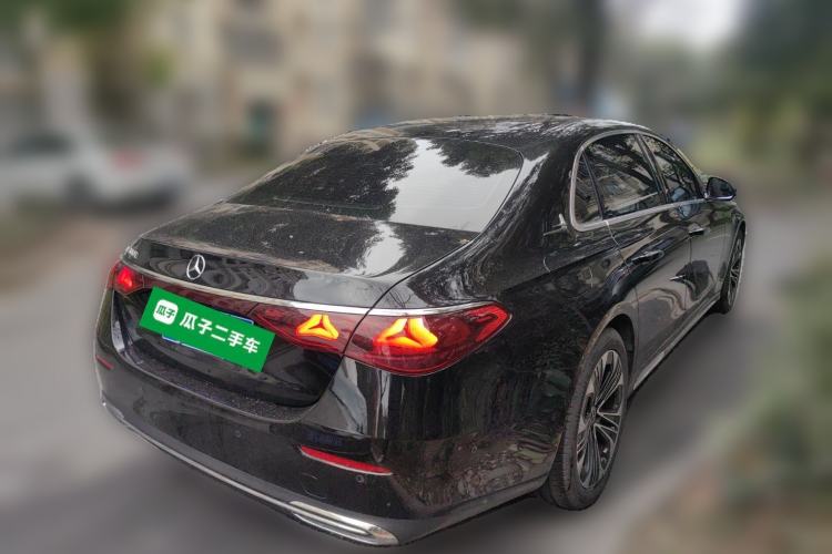 Used Mercedes-Benz E-Class 2025 Facelift E 300 L Luxury Edition
