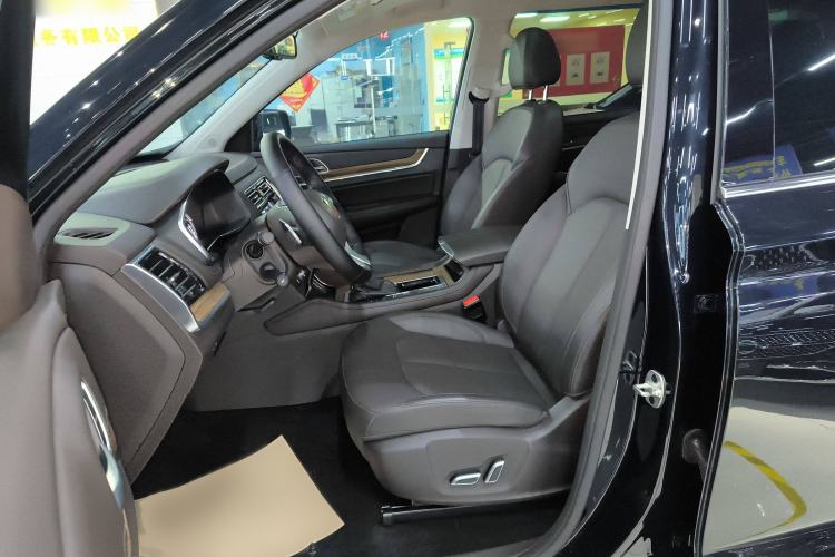 Used Roewe RX8 2019 30T Smart Connectivity Two-Wheel Drive Supreme Flagship Edition
