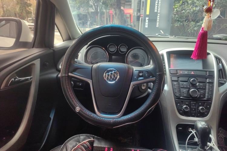 Used Buick GT 2014 XT 1.6L Automatic Fashion Edition