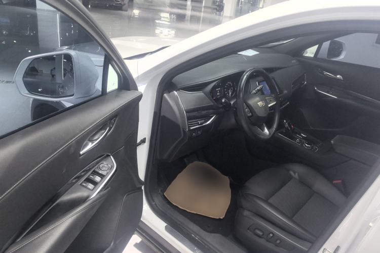 Used Cadillac XT4 2022 28T Two-Wheel Drive Fashion Edition