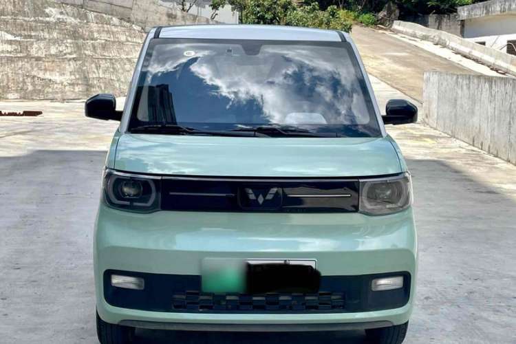 Used Wuling Hongguang MINIEV 2022 Macaron Premium Model – Lithium Iron Phosphate