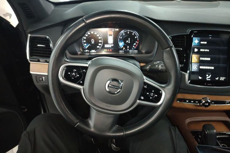 Used Volvo XC90 2021 B6 Zhiyi Luxury Edition 7-Seater
