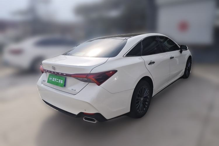Used Toyota Avalon 2019 2.0L XLE Premium Edition China VI