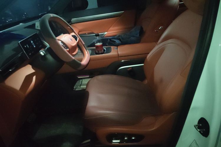 Used Dongfeng eπ eπ008 2024 636Max All-Electric Version 6 Seats