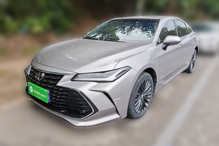 Used Toyota Avalon 2023 2.0L XLE Deluxe Edition